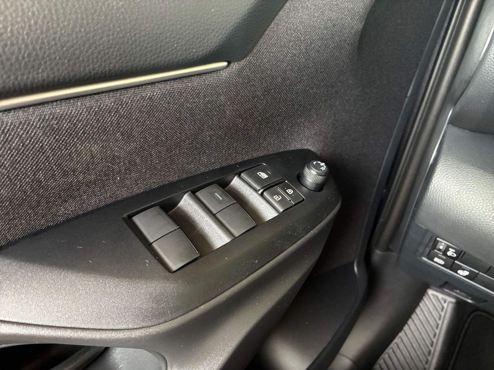 Fahrzeugabbildung Toyota Yaris 1.5 Teamplayer Kamera,LED,SHZ,ACC,Keyless