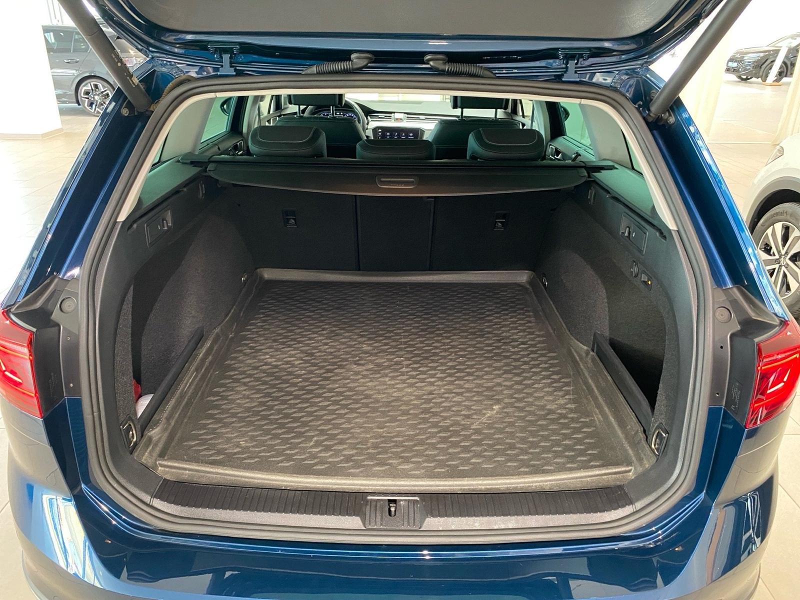 Volkswagen Passat Variant 2.0 TDI 4M DSG RFK AHK N, миниатюра 14