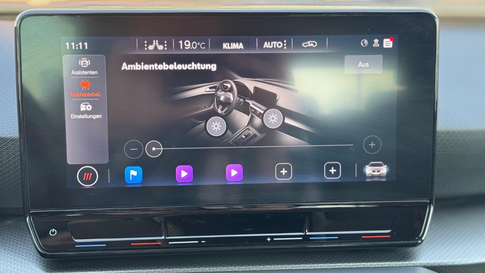 Seat Leon Sportstourer Style *LED*ACC*LHZ*NAVI*APP*