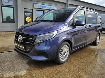Mercedes V 220 - 6