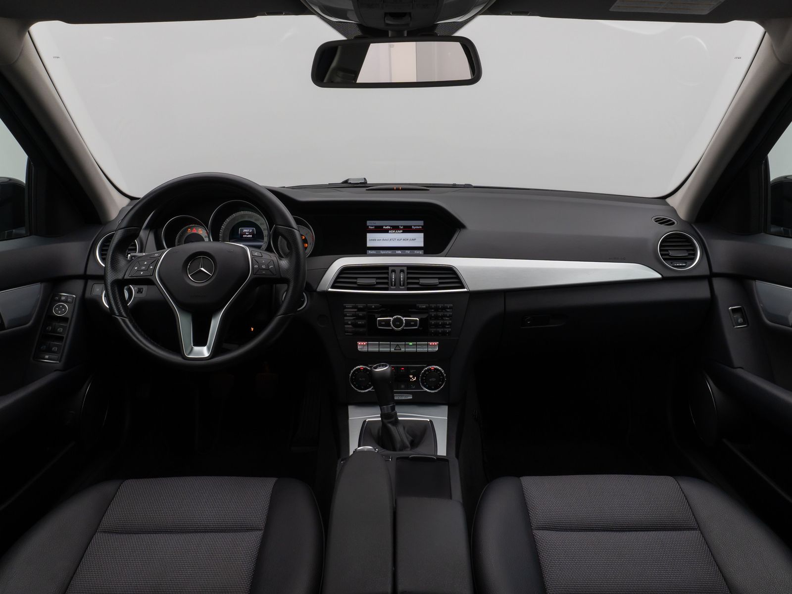 Fahrzeugabbildung Mercedes-Benz C 200 CDI Avantgarde Limo Schiebedach SHZ