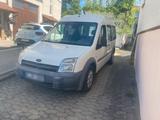 Ford Transit Connect Platzwunden - Ford Transit Connect aus 2005