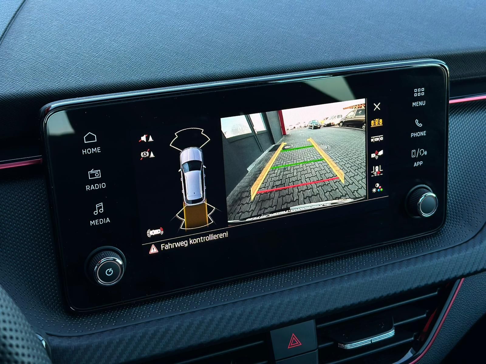 SKODA Kamiq 1.0TSI MONTE CARLO* MATRIX#SHZ#LH#KEYLESS - Image 21