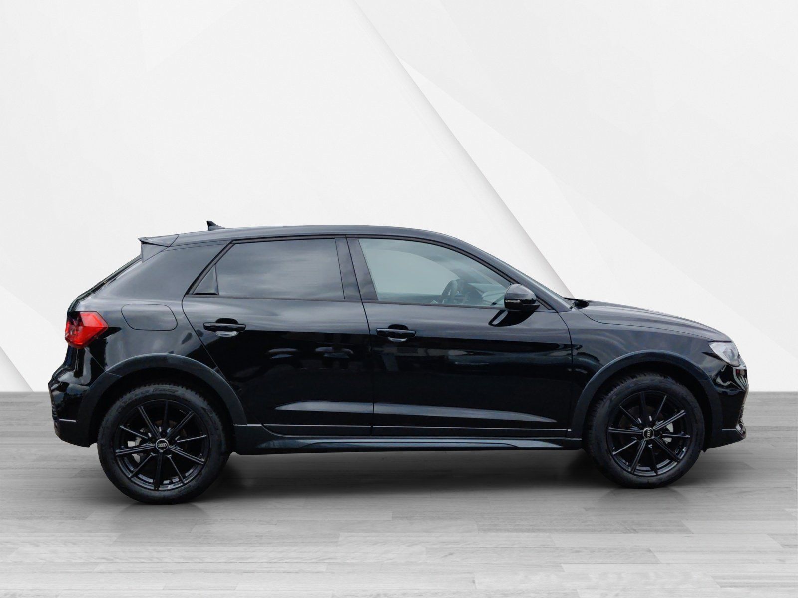 Fahrzeugabbildung Audi A1 allstreet 35 TFSI Kamera,LED,Navi,PDC,SHZ,LM