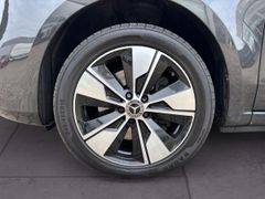 Fahrzeugabbildung Mercedes-Benz V 300d AVANTGARDE EDITION 4M lang AHK BURMESTER