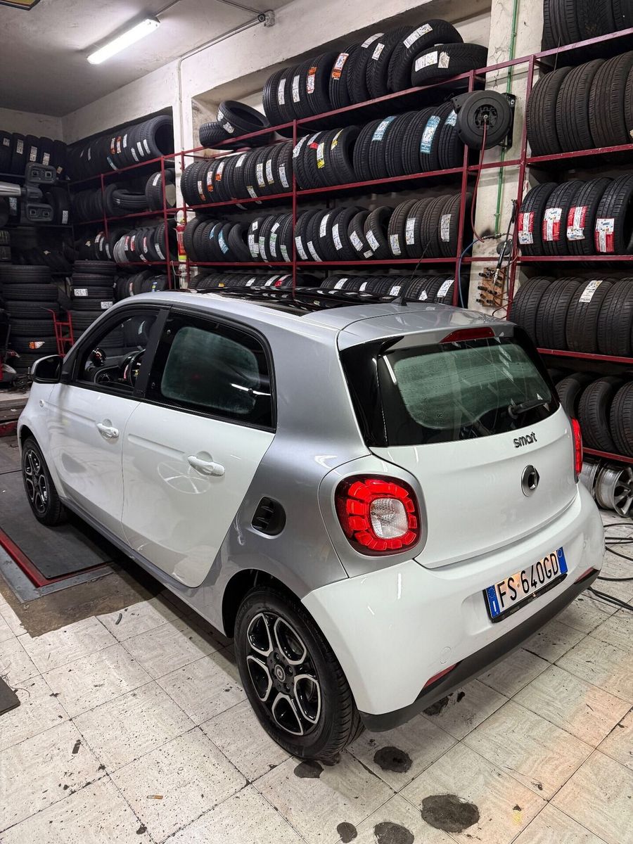 SMART ForFour