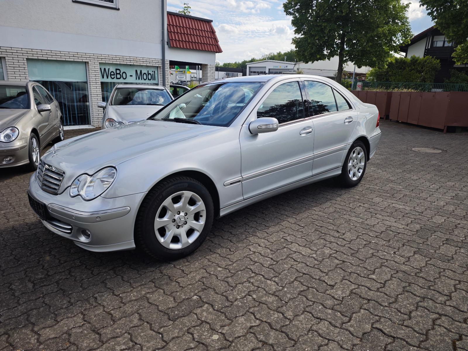 Mercedes-Benz C 180, Navi, Bluetooth, vieles neu!!!