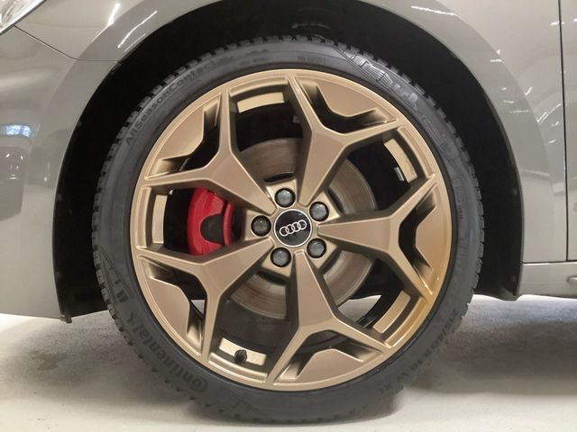 A1 Sportback 2.0 TFSI S line,Kamera,SONOS,Navi P