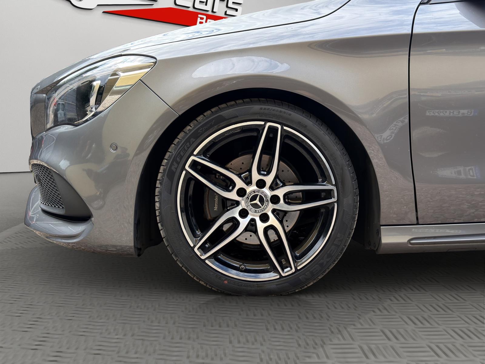 Mercedes-Benz CLA 200d*Shooting Brake*AMG*LED*ALCANTARA*KAMERA