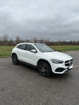 Mercedes-Benz GLA 200 - Mercedes-Benz GLA 200 Gebrauchtwagen in München