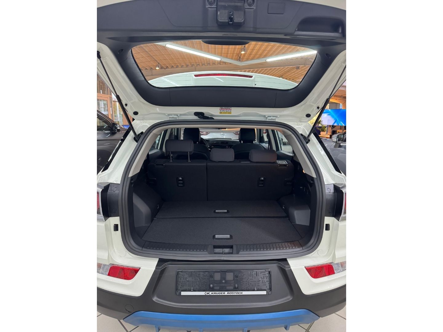 Fahrzeugabbildung KGM Korando E-Motion Bronze *KeylessGo*RFK*LED*