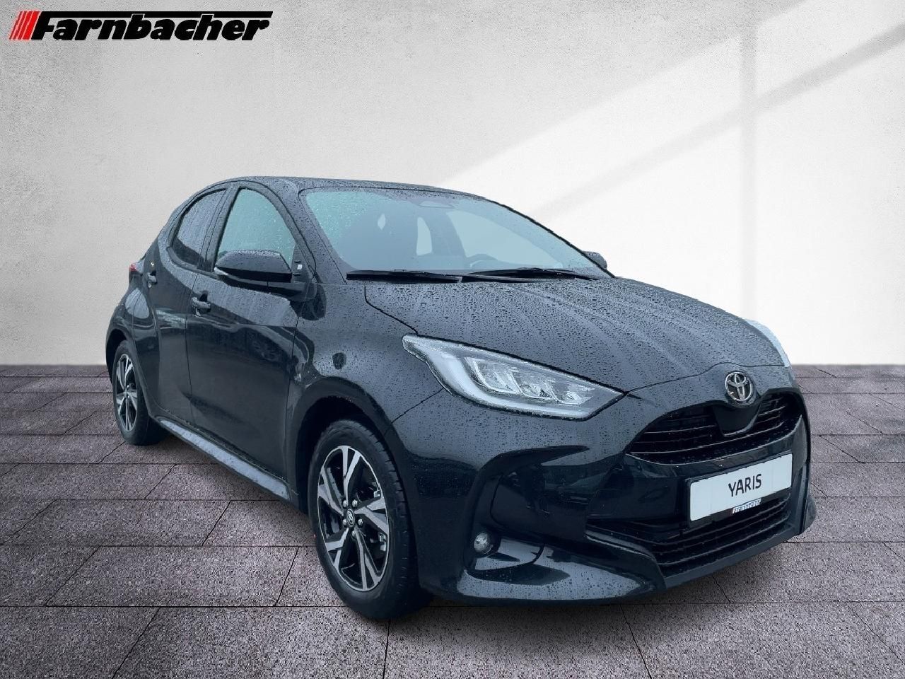 Fahrzeugabbildung Toyota Yaris Hybrid 116PS Teamplayer + Comfort Paket