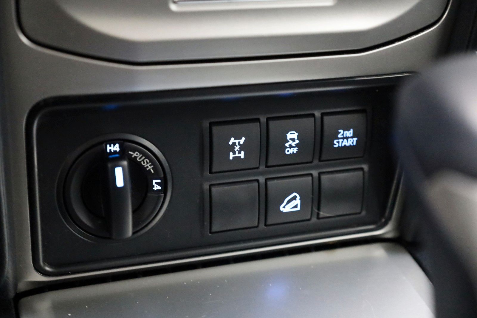 Fahrzeugabbildung Toyota Land Cruiser Comfort,LED, ACC,Mirrorlink, Kamera