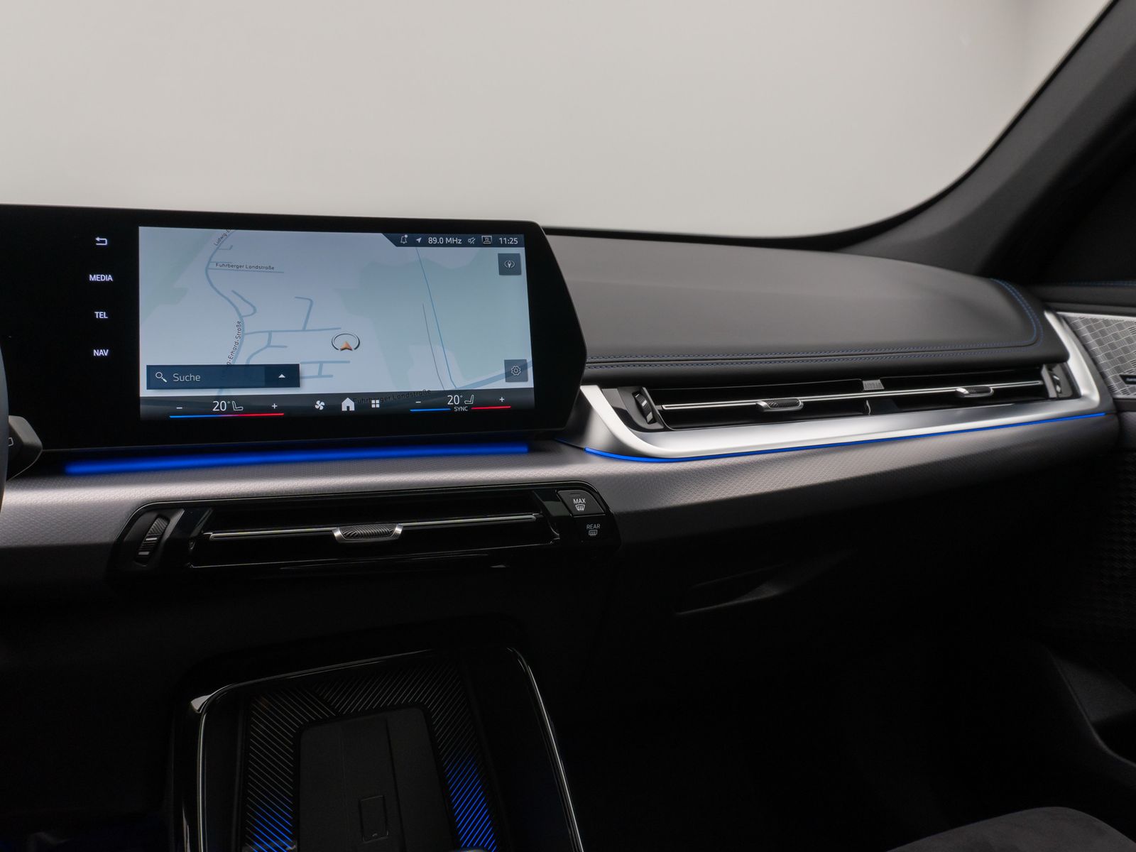 Fahrzeugabbildung BMW X1 xD25e M Sport Panorama Kamera H/K DAB Komfort