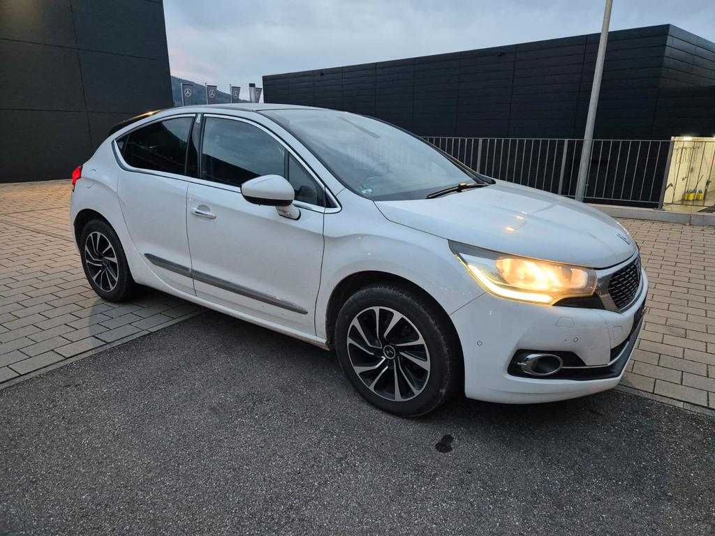 DS Automobiles DS4