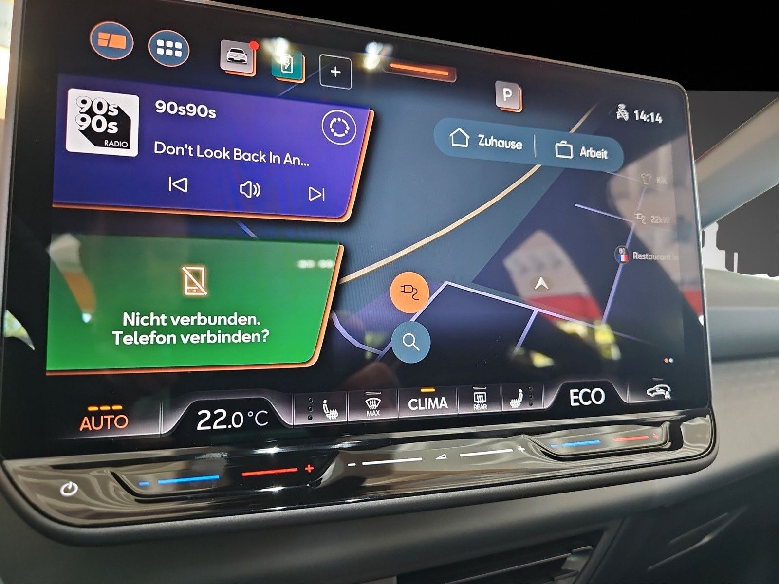 Fahrzeugabbildung CUPRA Born VZ 240KW 79kWh SENNHEISER/PANO/DCC/20"/AR