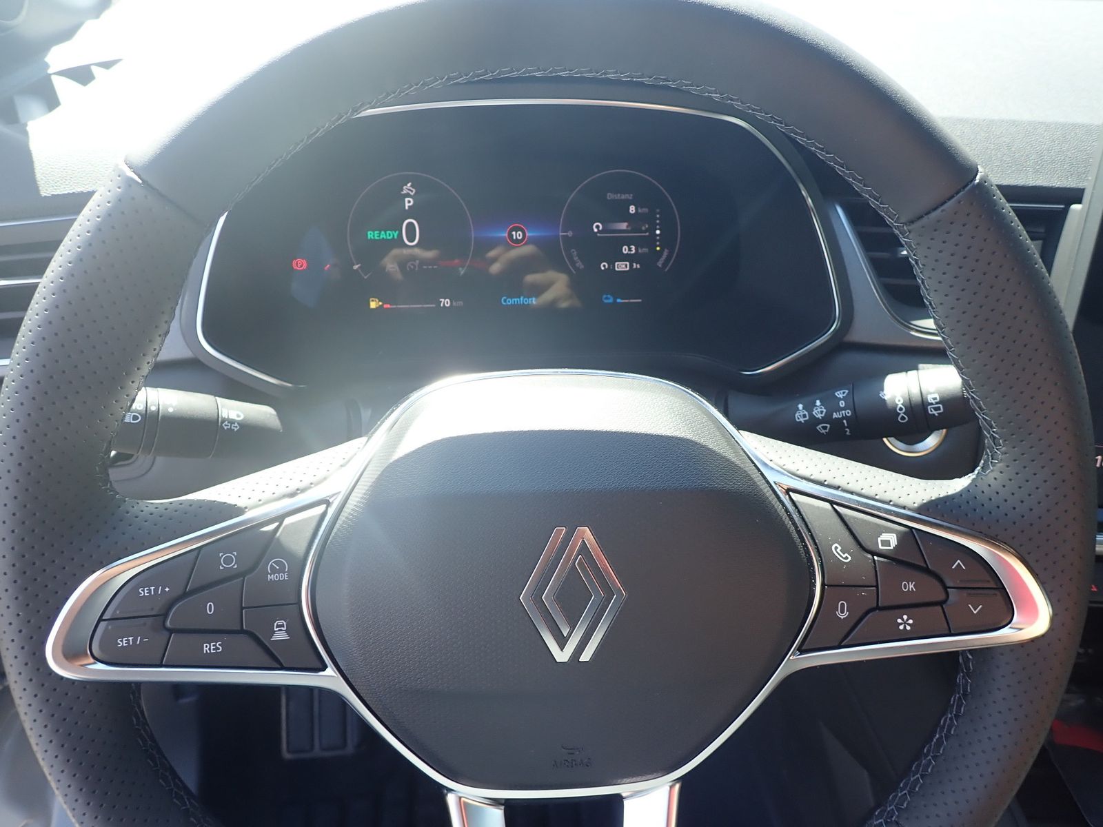 Fahrzeugabbildung Renault Captur Techno Full Hybrid E-Tech 160