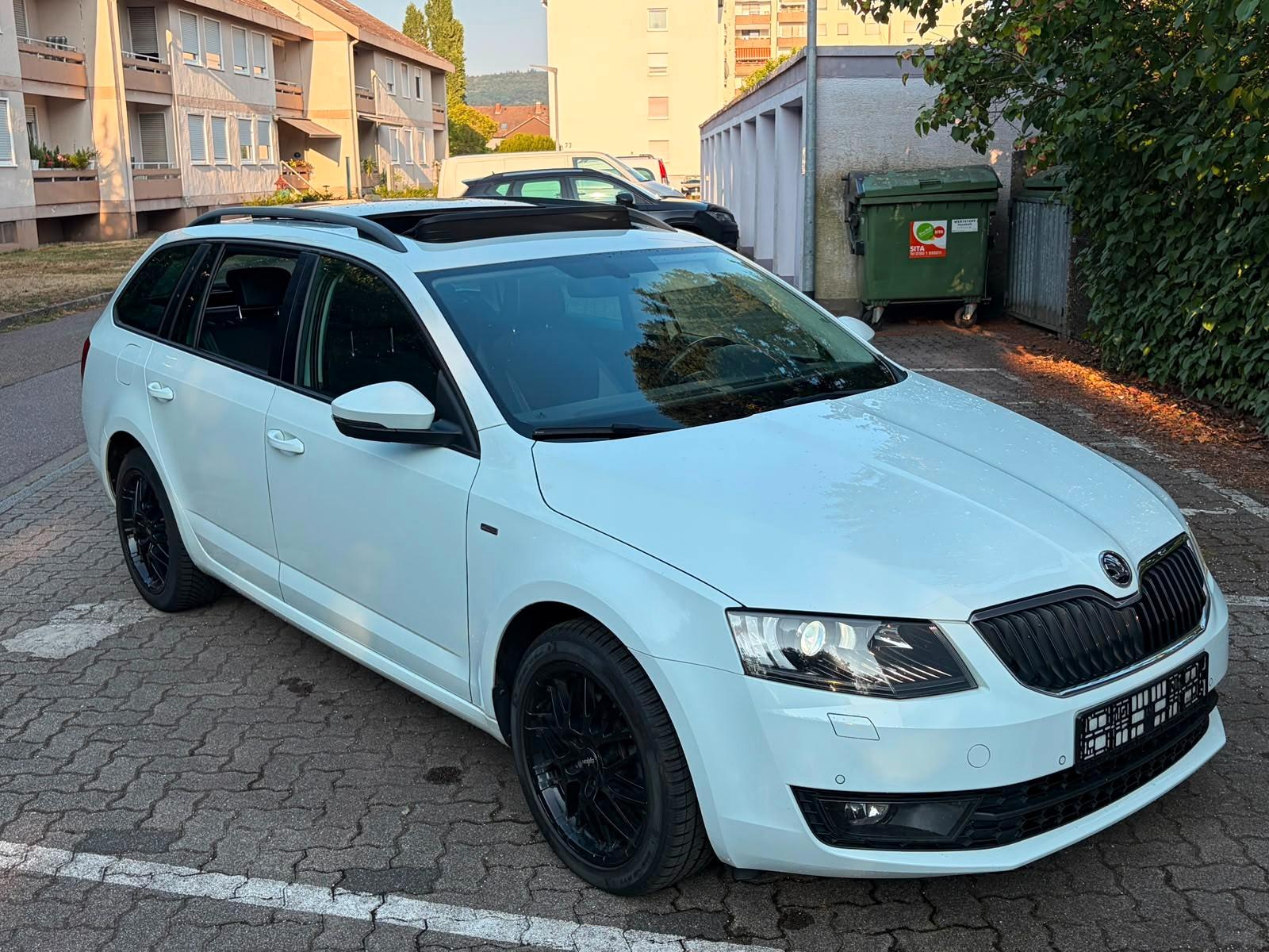 Skoda Octavia2.0 TDI DSG Combi Joy