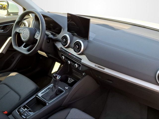 Q2 35 TFSI S-TRONIC ADVANCED