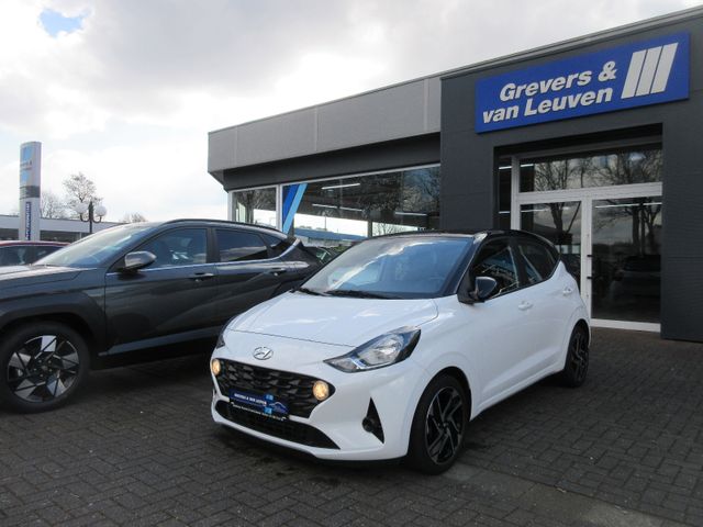 Hyundai i10 1.0 TREND+ NAVI RFK TEMP WINTERP. AHK 16"