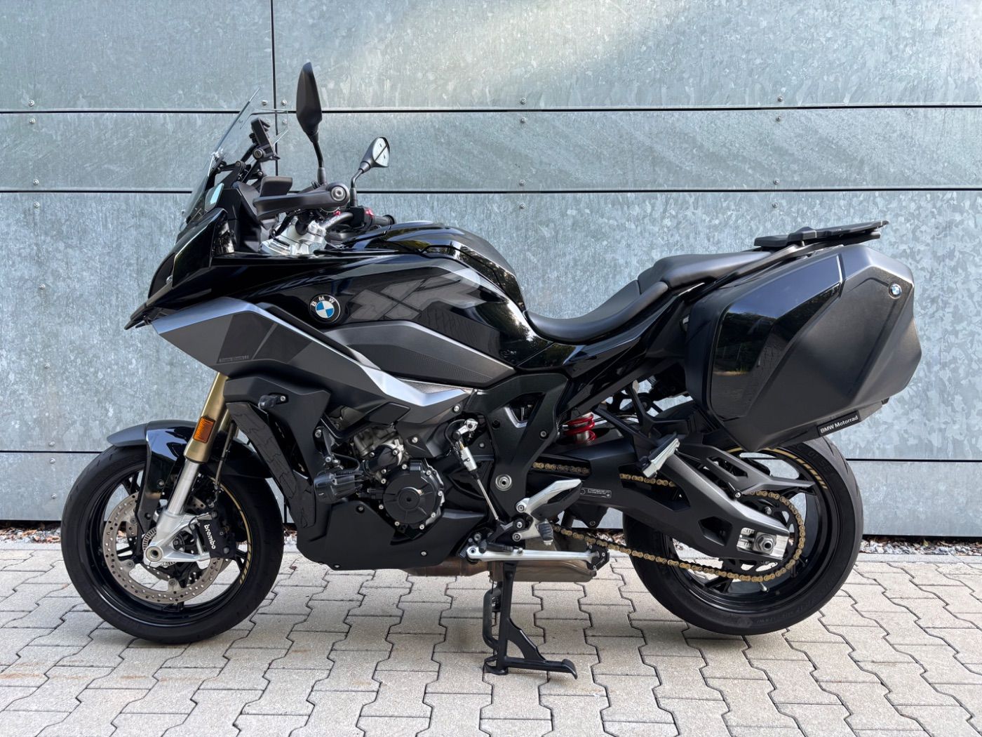 Fahrzeugabbildung BMW S 1000 XR Triple Black Koffer SC-Project