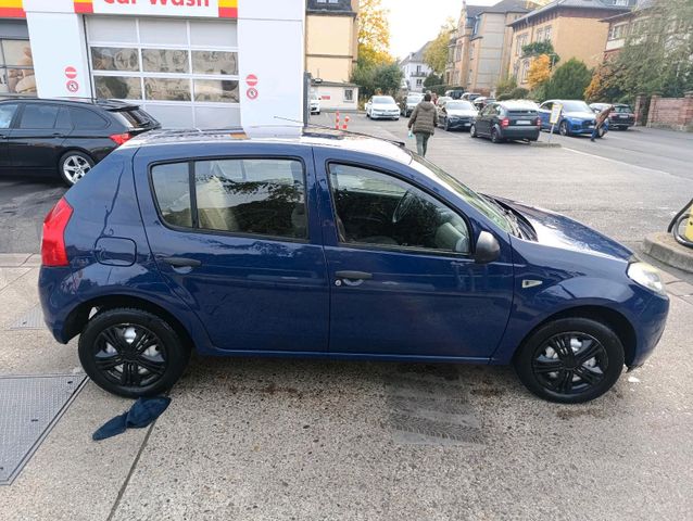 Dacia Sandero wenig KM