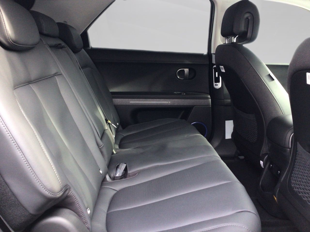 Fahrzeugabbildung Hyundai IONIQ 5 UNIQ *Panorama-Glasdach* 4xSHZ ACC AUT