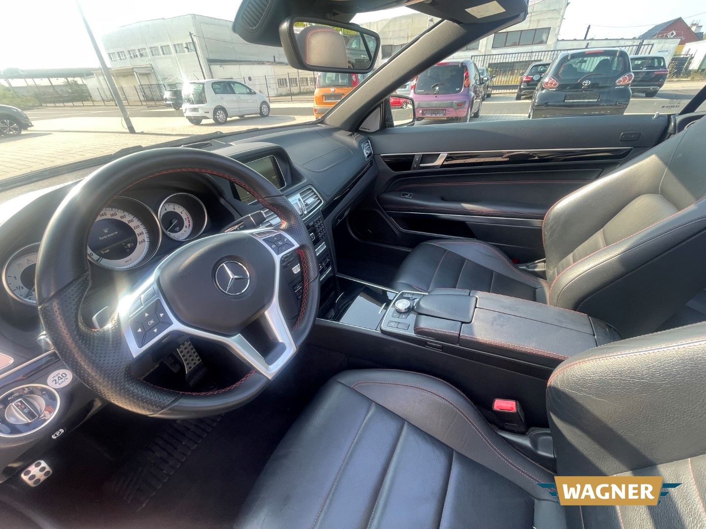 Fahrzeugabbildung Mercedes-Benz E 400 Cabrio AMG Paket Sportsitze