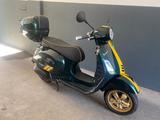 Vespa GTS 125 Racing Sixties - Vespa Motorräder in Düsseldorf