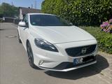 Volvo V40 D3 R-Design Summum 155 PS - Volvo V40 Summum mit Diesel-Antrieb