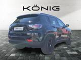 Jeep Compass PHEV MY22 + Upland - Jeep Compass Upland mit Hybrid-Antrieb (Benzin/Elektro)