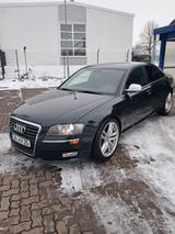 Audi A8 L 4.2 FSI tiptronic quattro 20Zoll Navi Xenon - Audi A8 aus 2008: L
