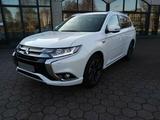 Mitsubishi Outlander PHEV Top - gebrauchte Mitsubishi Outlander aus dem Jahr 2016