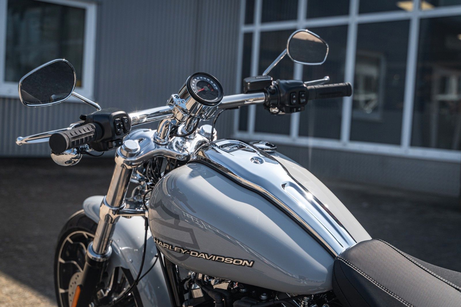 Fahrzeugabbildung Harley-Davidson BREAKOUT FXBR 117 ci - MY25 -Kurzfristig Verfüg.
