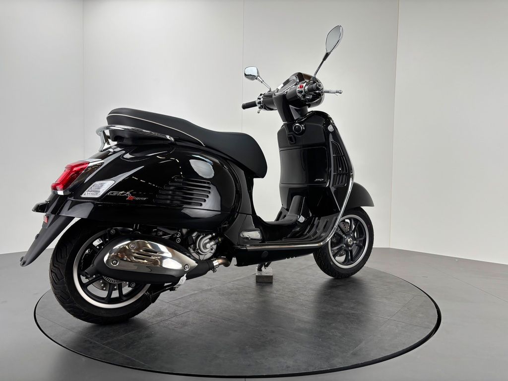 Fahrzeugabbildung Vespa GTS 310 FL SUPER *NEUFAHRZEUG + GARANTIE*