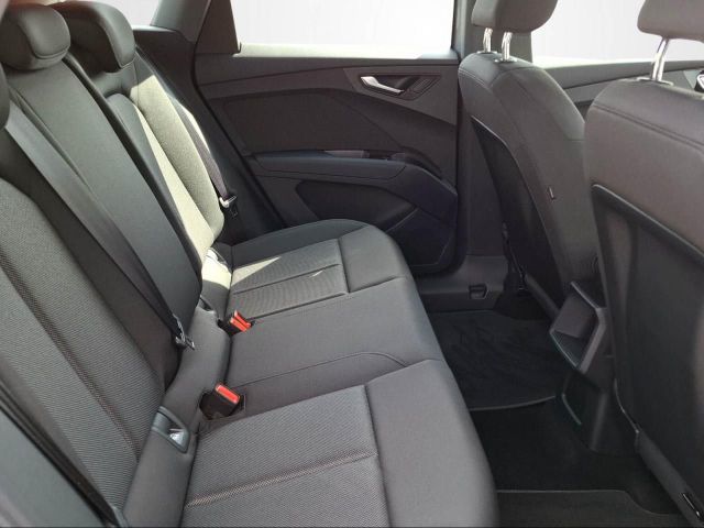 Q4 E-TRON 40 S-LINE NAVI+SHZ+LED+DAB