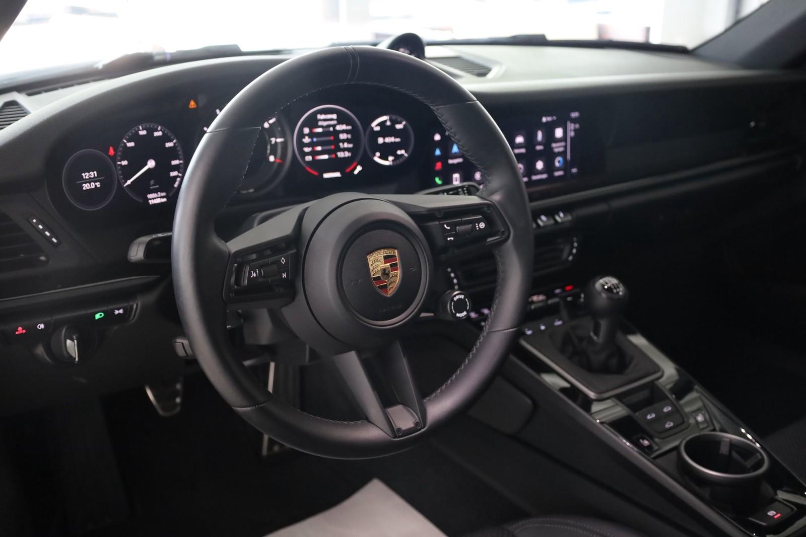 Porsche 911/992 Carrera T