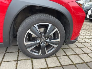 Lexus UX - 9