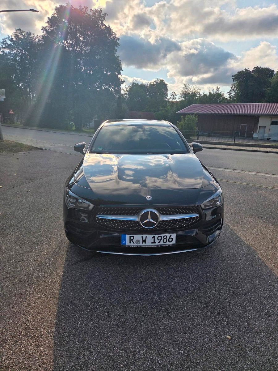 MERCEDES-BENZ Mercedes Benz CLA 200 Diesel Shooting Brak...