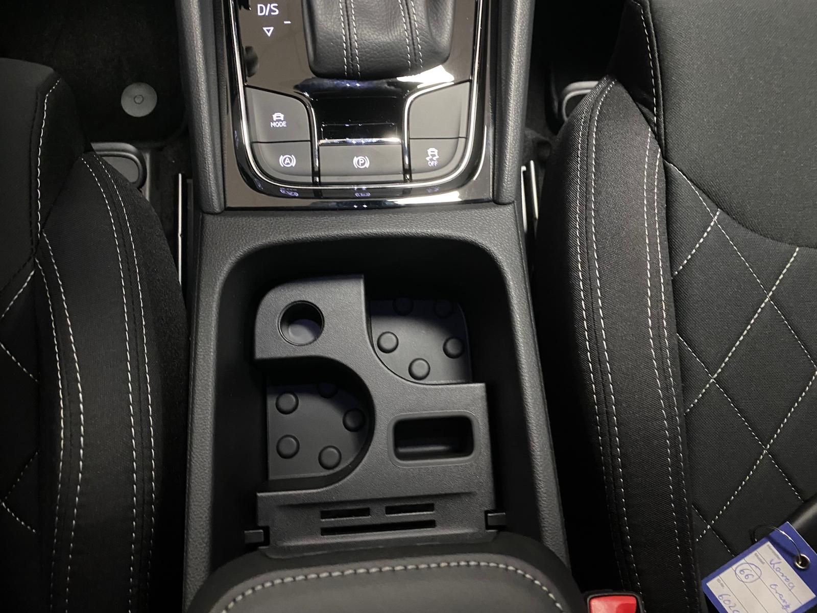 Fahrzeugabbildung SKODA Karoq 1.5 ACT SPORTLINE+5J GA+MATRIX+ACC+360+AHK
