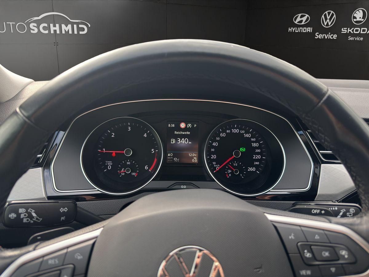 Passat Variant Business 2.0 TDI DSG RFK ACC NAVI