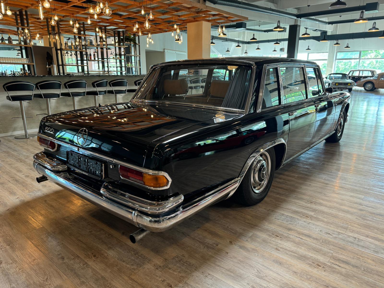 Mercedes-Benz 600