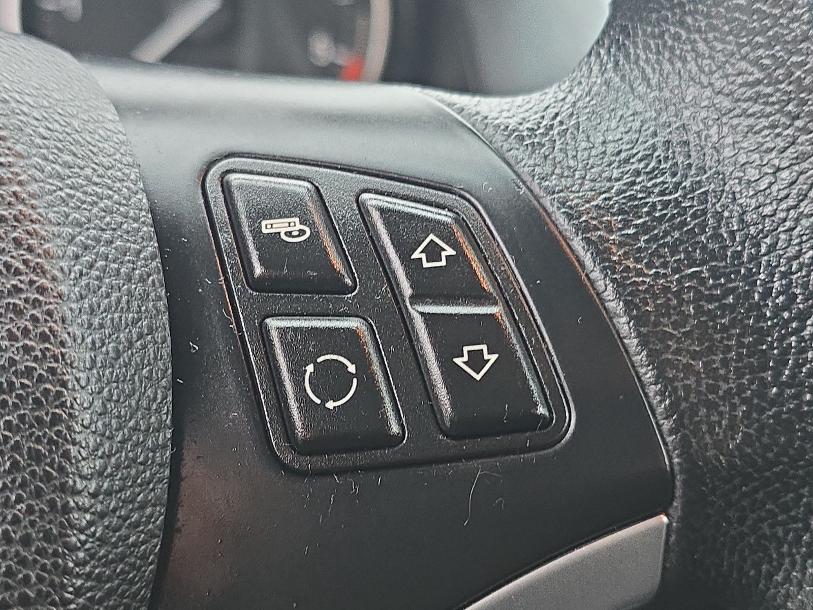 Fahrzeugabbildung BMW X1 20 d sDrive/AUTOMATIK/KLIMA