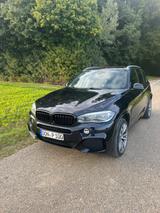 BMW X5 xDrive30d - M Paket *HUD *VOLL* - blaue BMW X5