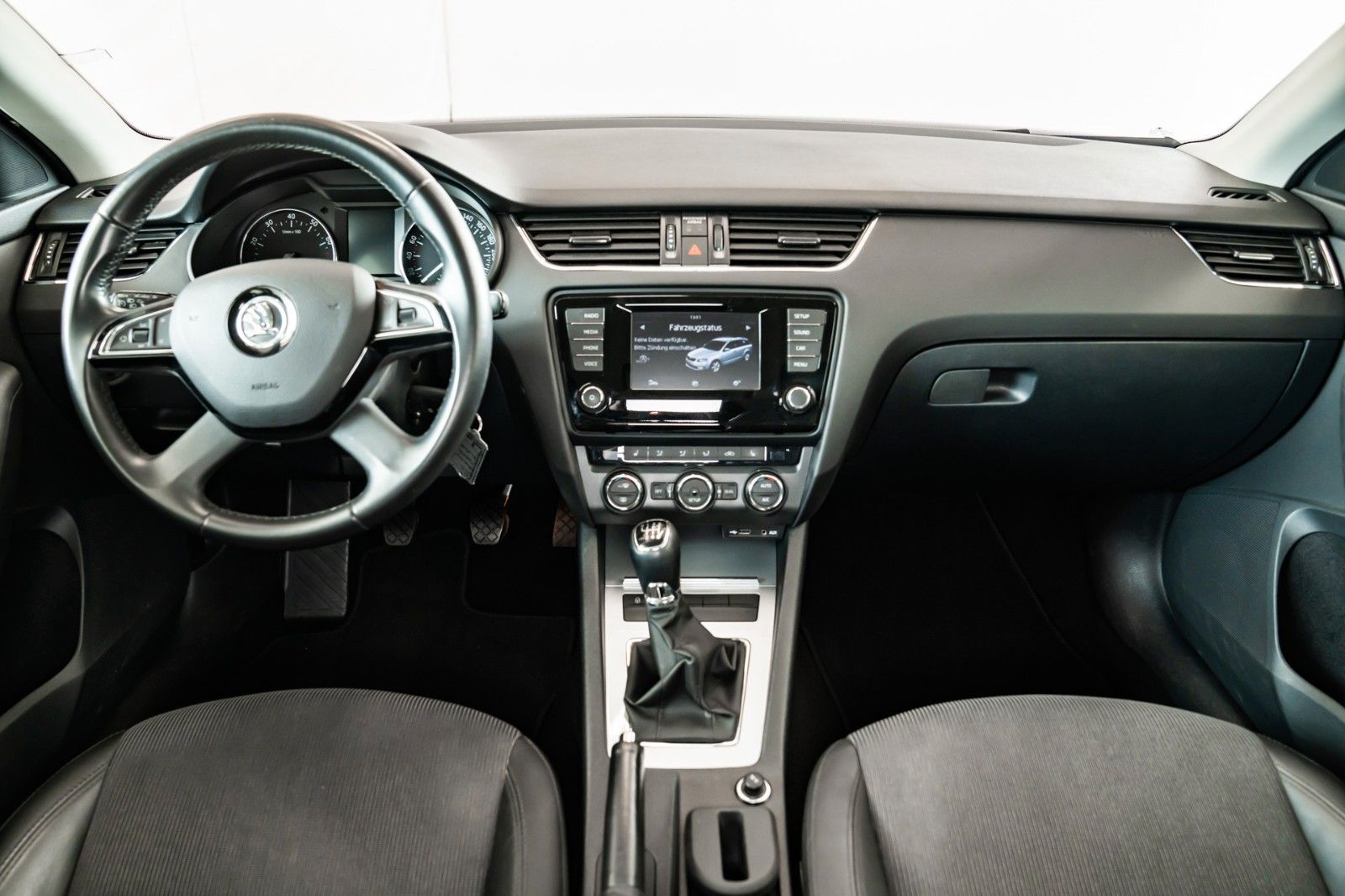 Fahrzeugabbildung SKODA Octavia Combi Elegance 1.4 TSI Green tec