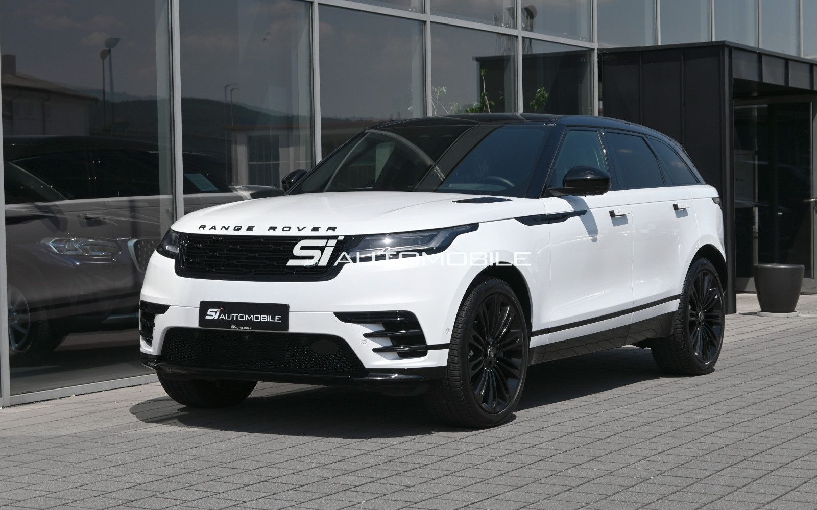 Fahrzeugabbildung Land Rover Range Rover Velar D300 DYNAMIC HSE °UVP 112.884€