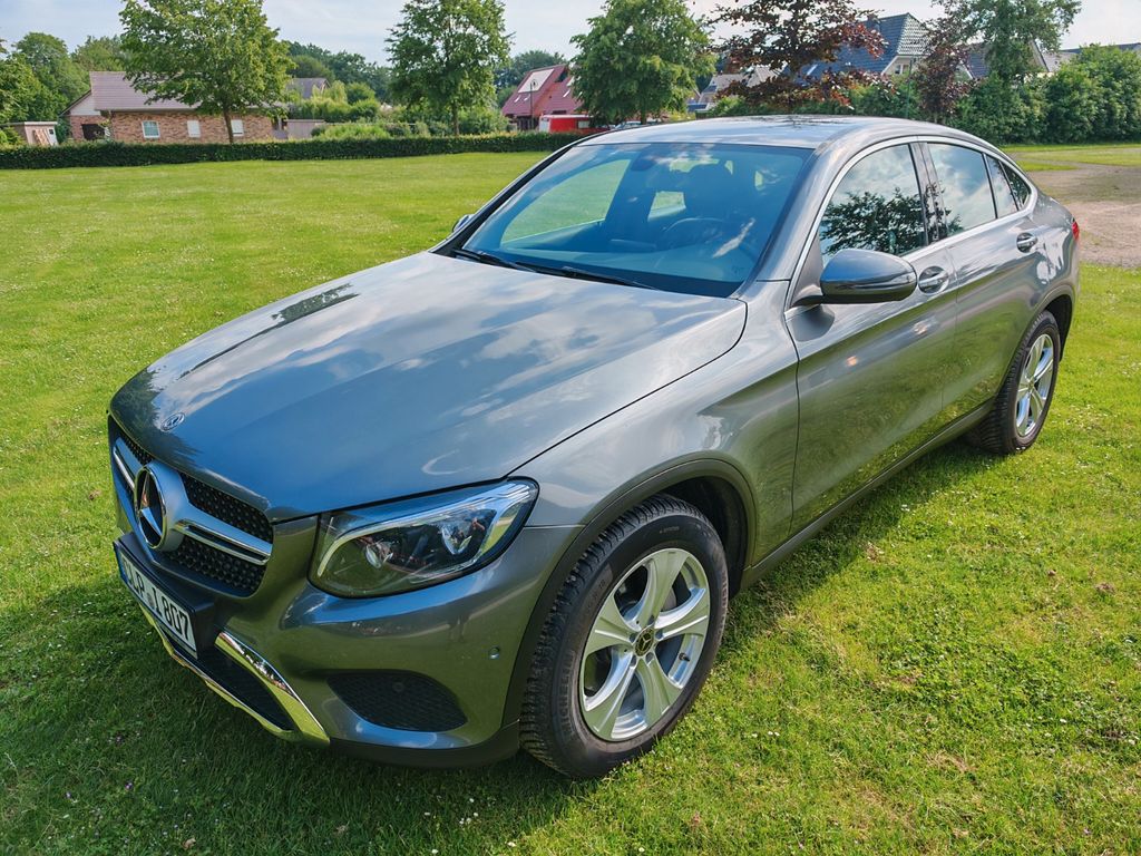Image of Mercedes-Benz GLC 220