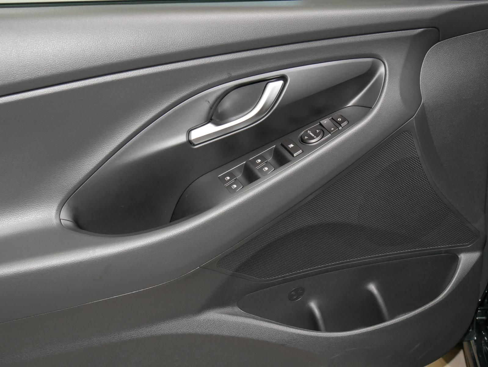 Hyundai i30 – Bild 17