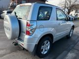 Suzuki Grand Vitara 2.4 VVT Comfort - Suzuki Grand Vitara: Comfort