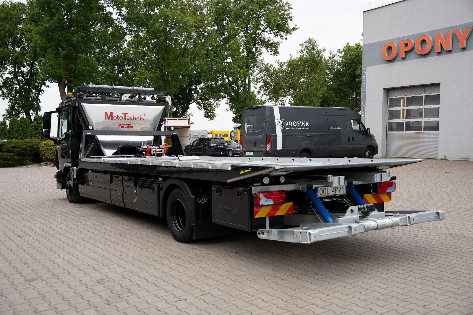 MAN TGL 12.250 X-Gestell Side puller Abschleppwagen